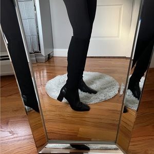 BLACK SMALL HEEL BOOTS